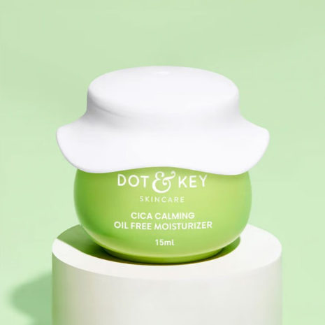 Dot & Key Cica Calming Oil-Free Moisturizer1 Dot & Key Cica Calming Oil-Free Moisturizer