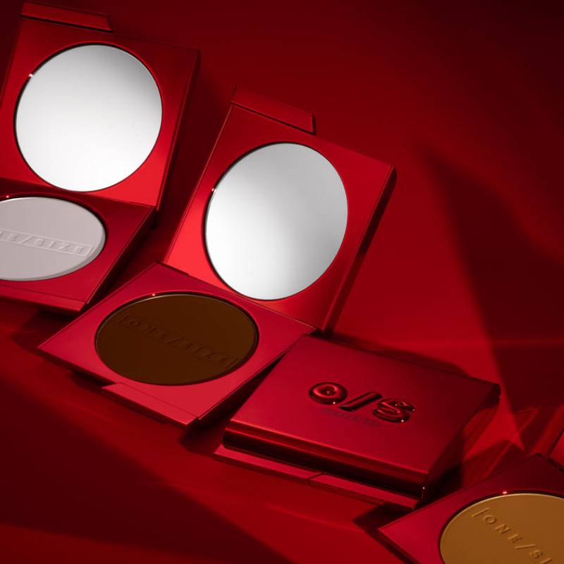 New Project (10) ONE/SIZE TURN UP THE BASE VERSATILE POWDER FOUNDATION - Image 2
