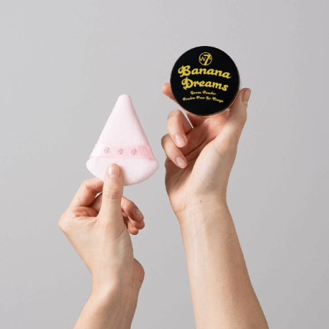 w7 Banana Dreams Loose Powder w7 Banana Dreams Loose Powder powder