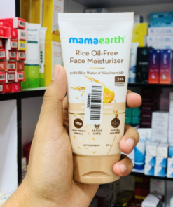 Mamaearth Vitamin C Daily Glow Face Wash with Vitamin C & Turmeric