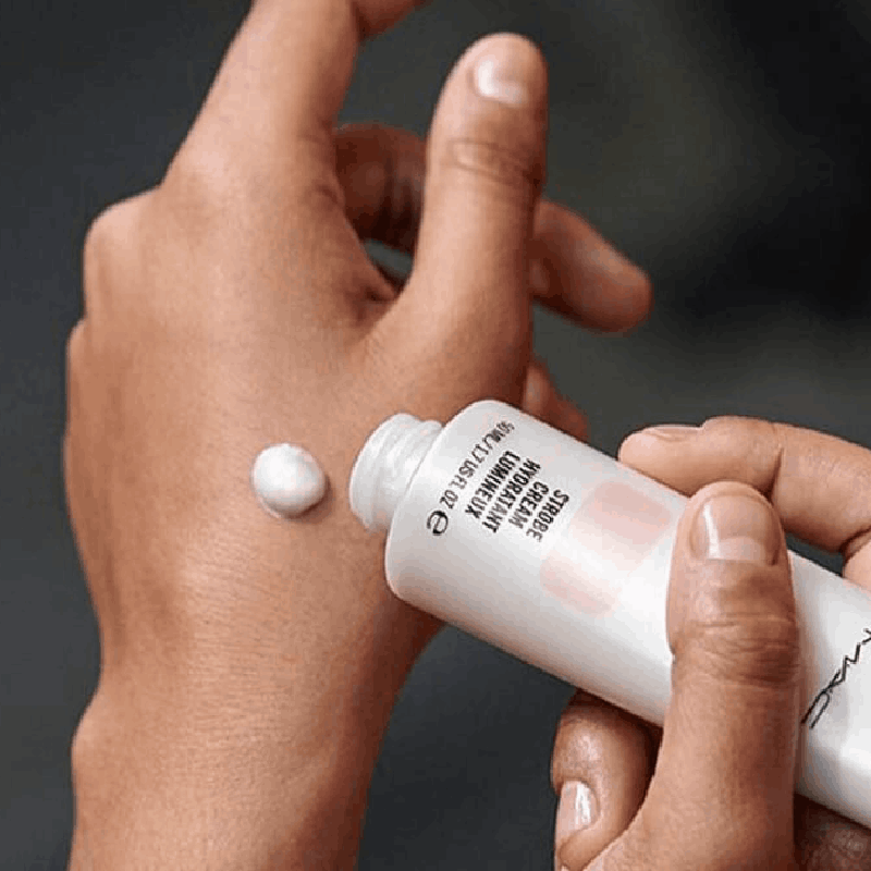 Mac Strobe Cream 3 MAC Strobe Cream moisturizer