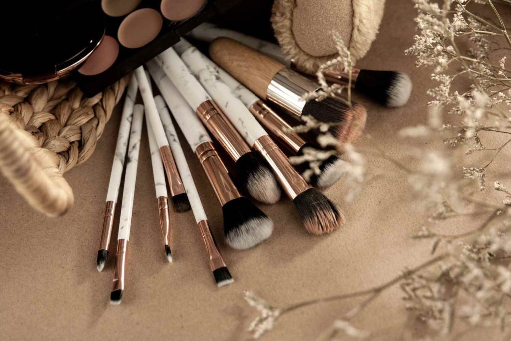 Makeup Brushes: Types, Uses, Benefits &Amp; Care Guide 2 Types of Makeup Brushes