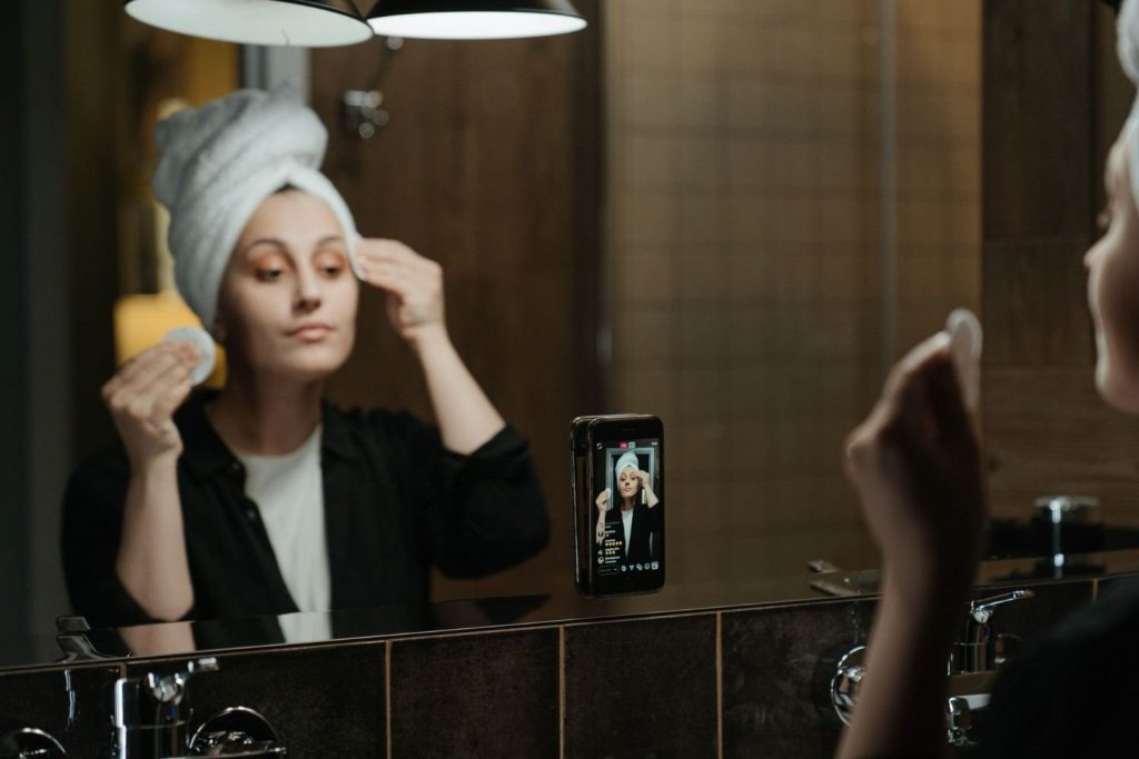Makeup Remover in Bangladesh